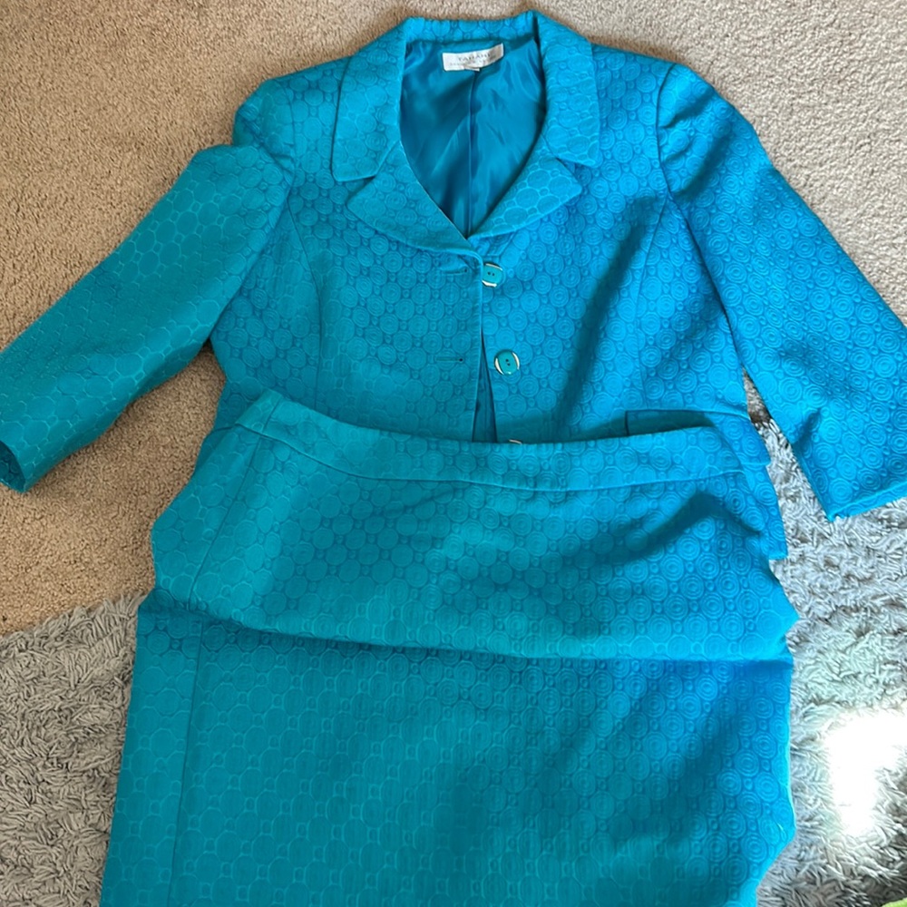 Tahari Teal 2pc Suit